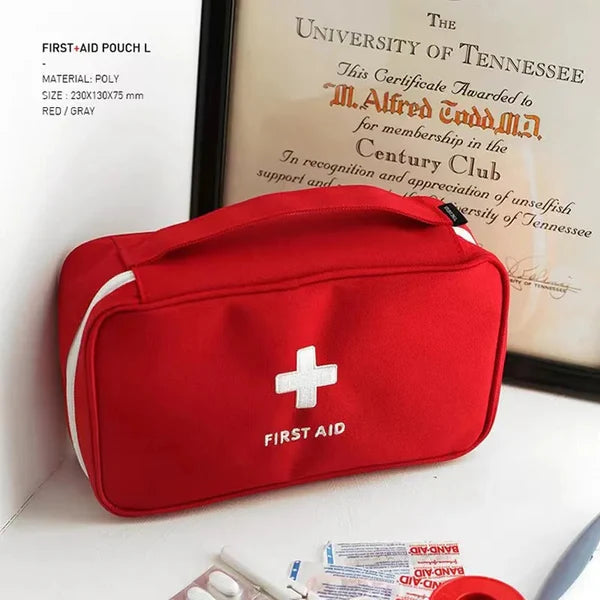 Portable Emergency First Aid Pouch – Compact Travel Medical Organizer
