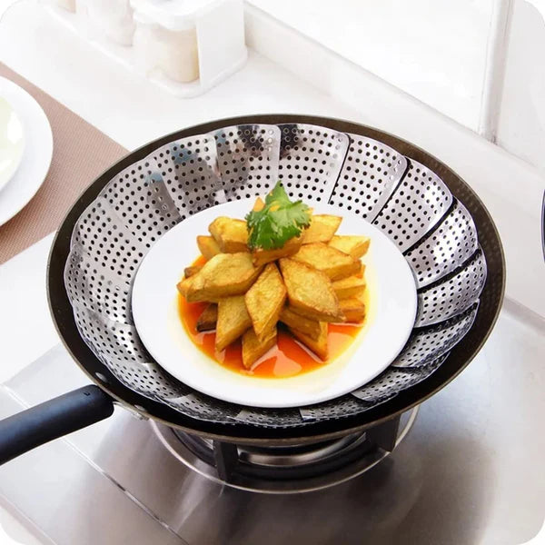 Stainless Steel Folding Steamer Basket – Expandable Veggie Colander & Fruit Tray