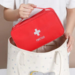 Portable Emergency First Aid Pouch – Compact Travel Medical Organizer
